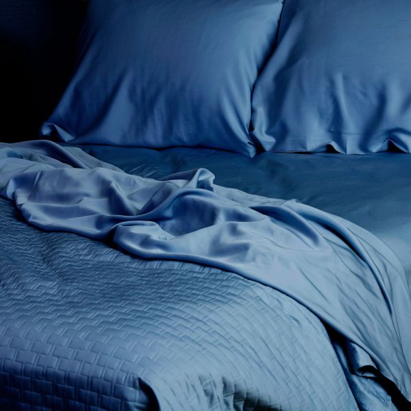 Bamboo-Quilted-Coverlet-Indigo-3.jpg