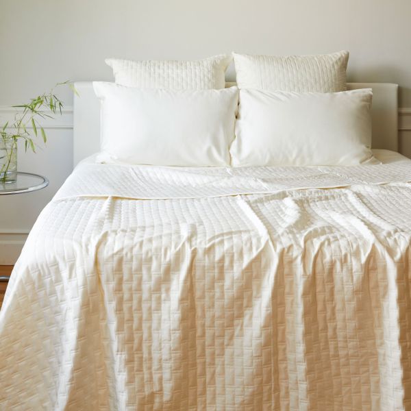 Bamboo-Quilted-Coverlet-Ivory-1.jpg