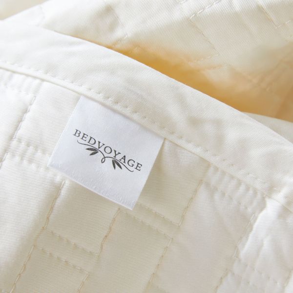 Bamboo-Quilted-Coverlet-Platinum-4.jpg