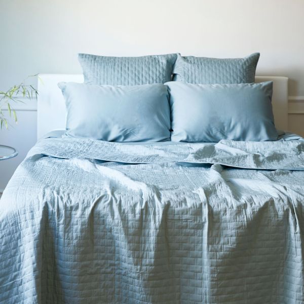 Bamboo-Quilted-Coverlet-Sky-1.jpg