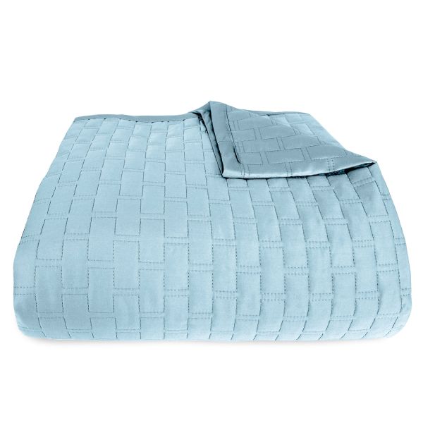 Bamboo-Quilted-Coverlet-Sky.jpg