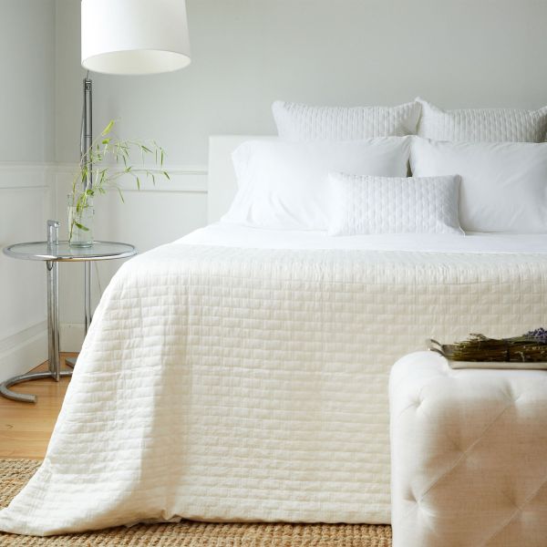 Coverlet_Alt_image_web.jpg